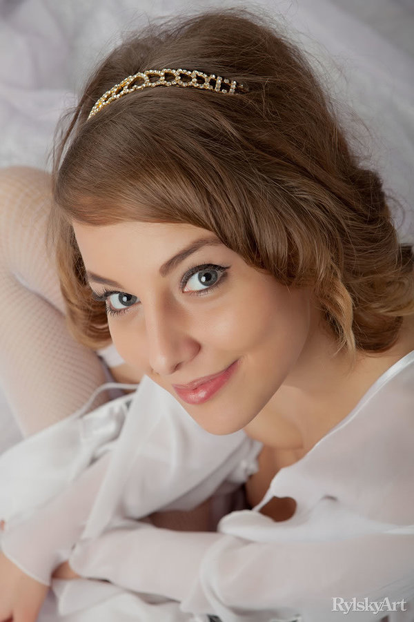Анна, 21
